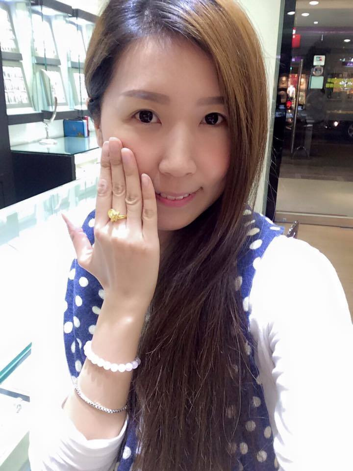 訂婚戒指